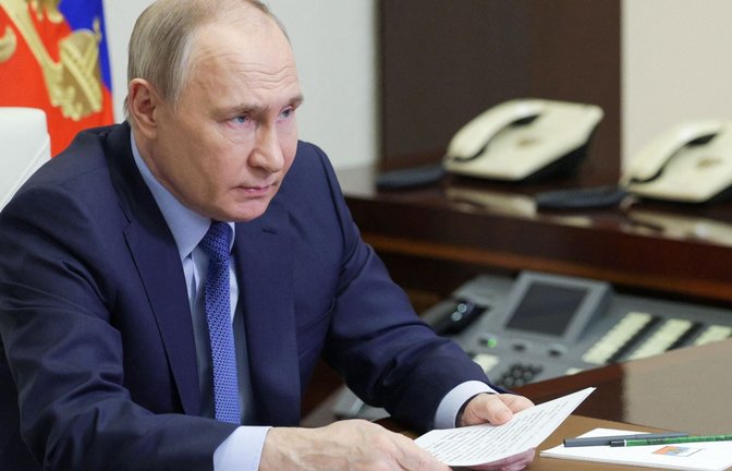 Russlands Präsident Wladimir Putin hat die Beschlagnahmung von US-Vermögen in Russland genehmigt (Archivfoto).<span class='image-autor'>Foto: AFP/GAVRIIL GRIGOROV</span>