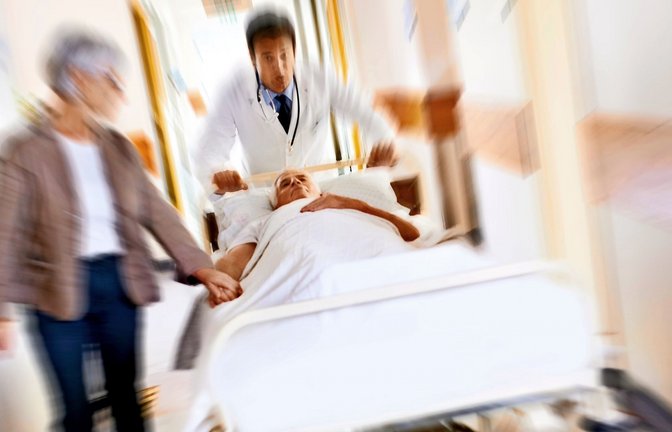 Ein schwerer Schlaganfall kann innerhalb einer Minute das ganze Familienleben  verändern.<span class='image-autor'>Foto: AdobeStock/Beak Joint</span>