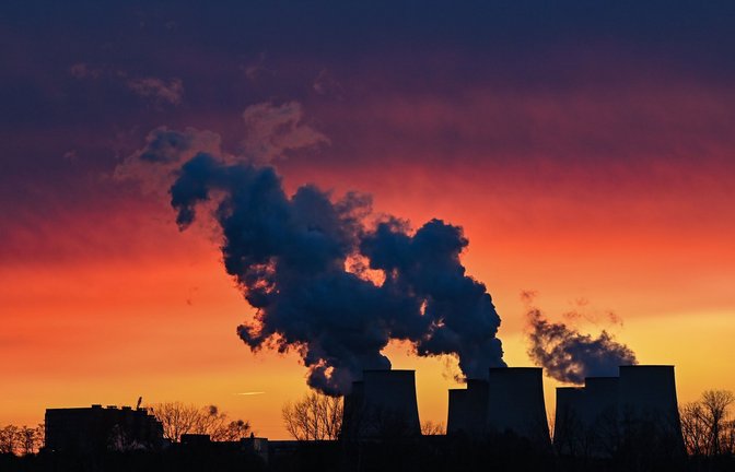Die Menschheit stößt immer mehr CO2 aus. Um einen Teil davon zurückzuholen, sind hohe Investitionen nötig.<span class='image-autor'>Foto: dpa/Patrick Pleul</span>