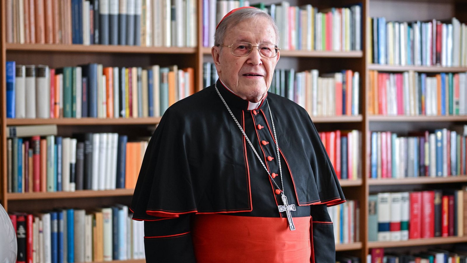 ine Falschmeldung über den Tod des deutschen Kardinals Walter Kasper ist auf der Online-Plattform X verbreitet worden (Archivfoto).Foto: IMAGO/Ulmer II/IMAGO/Markus Ulmer ine Falschmeldung über den Tod des deutschen Kardinals Walter Kasper ist auf der Online-Plattform X verbreitet worden (Archivfoto).Foto: IMAGO/Ulmer II/IMAGO/Markus Ulmer