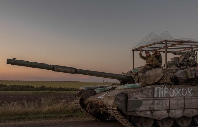 Der Krieg in der Ukraine kostet viel Geld.<span class='image-autor'>Foto: AFP/ROMAN PILIPEY</span>