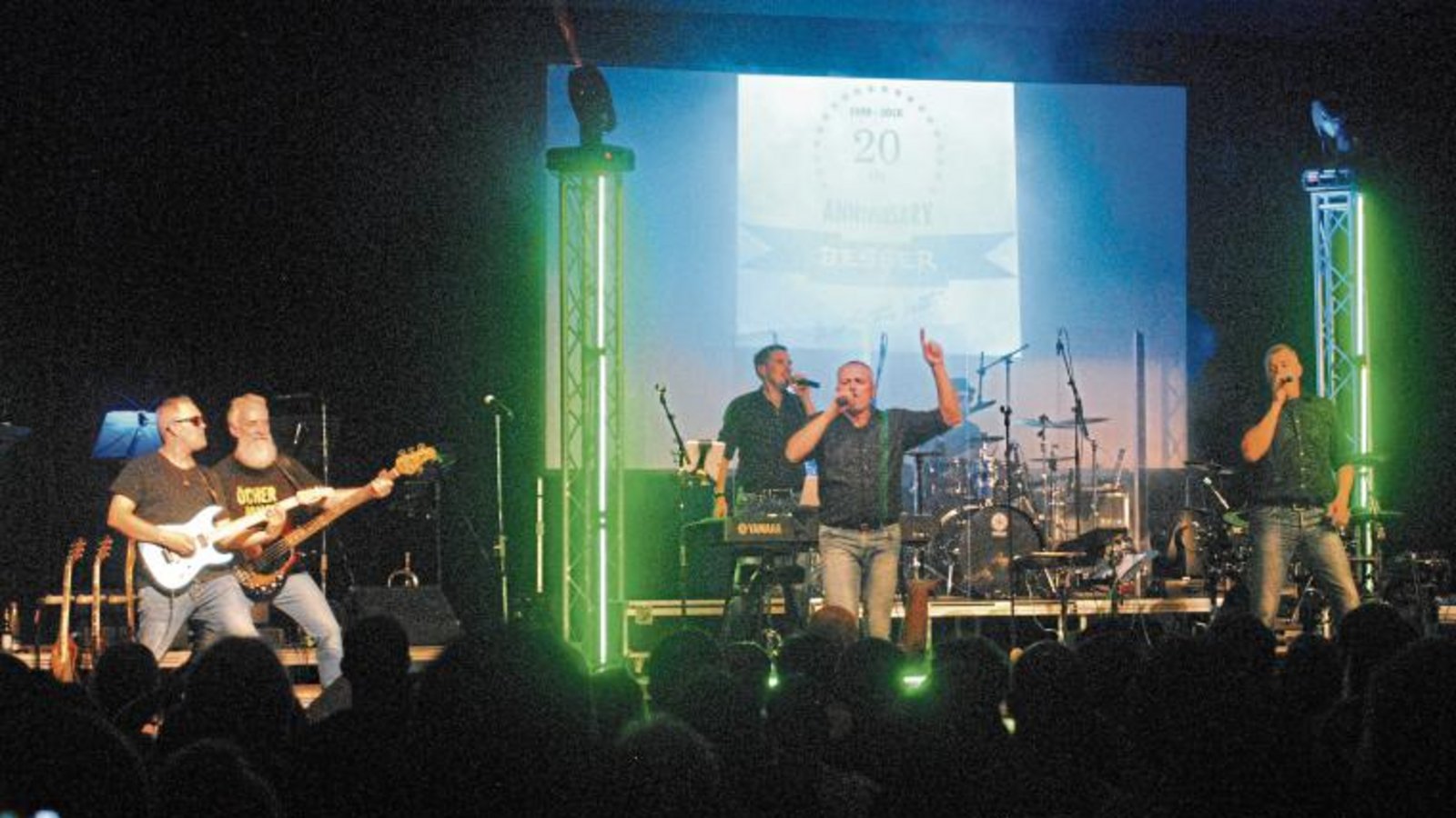 Sänger Markus Rößle und seine Band schrieben ein Stück Bandgeschichte. Foto: Stahlfeld Sänger Markus Rößle und seine Band schrieben ein Stück Bandgeschichte. Foto: Stahlfeld
