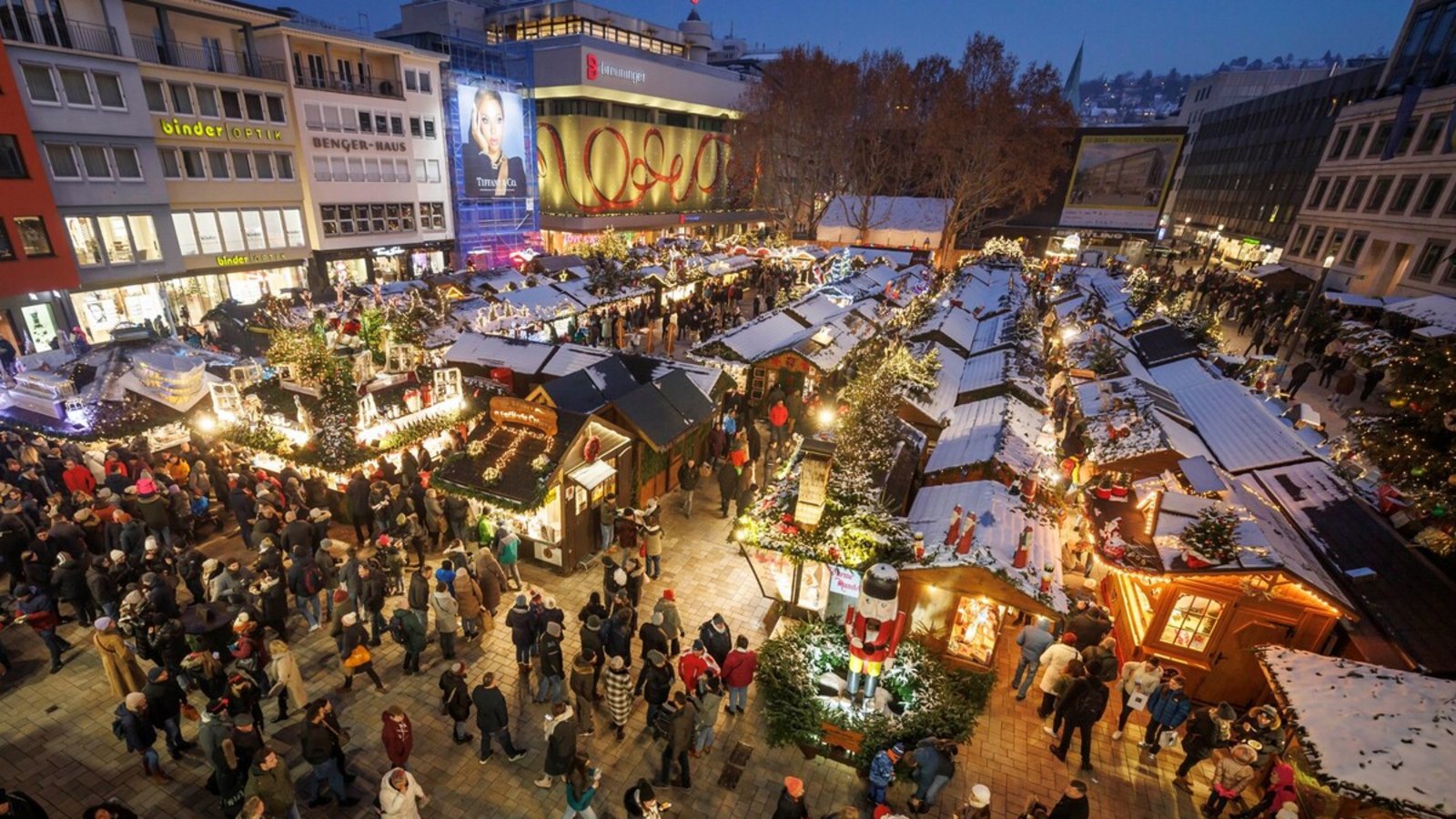 Lichterglanz und Tannengrün: Der Stuttgarter Weihnachtsmarkt öffnet vom 26. November bis zum 23. Dezember. (Archivbild)Foto: Lichtgut Lichterglanz und Tannengrün: Der Stuttgarter Weihnachtsmarkt öffnet vom 26. November bis zum 23. Dezember. (Archivbild)Foto: Lichtgut