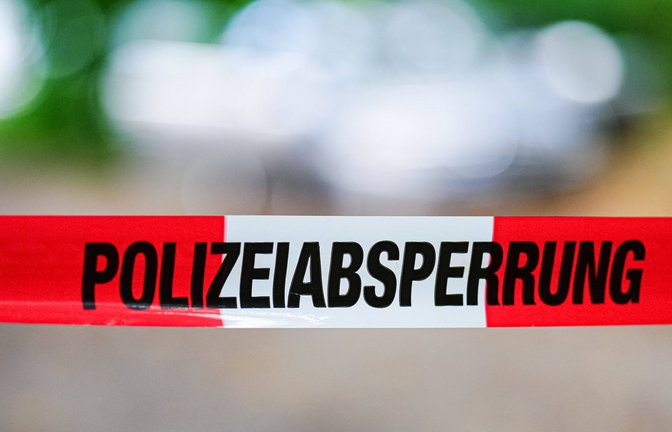 Die Polizei ermittelt nach dem Leichenfund. (Symbolfoto)<span class='image-autor'>Foto: IMAGO/Eibner/IMAGO/Eibner-Pressefoto/Marcel von Fehrn</span>