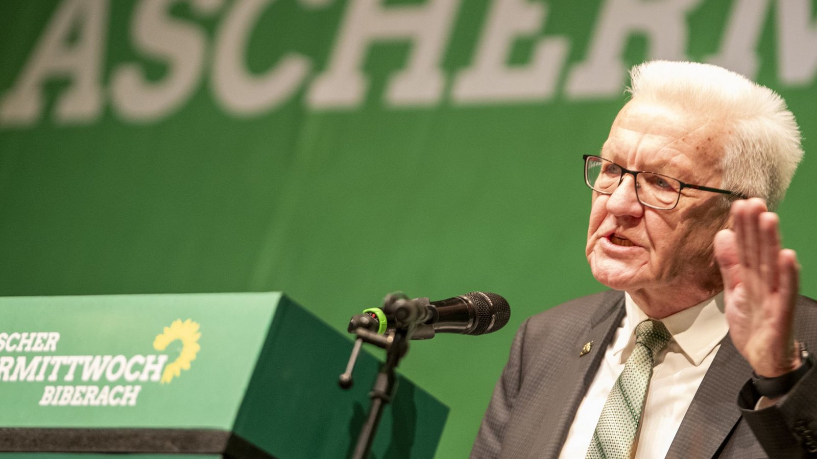 Baden-Württembergs Ministerpräsident Winfried Kretschmann beim politischen Aschermittwoch seiner Partei.Foto: dpa/Stefan Puchner Baden-Württembergs Ministerpräsident Winfried Kretschmann beim politischen Aschermittwoch seiner Partei.Foto: dpa/Stefan Puchner