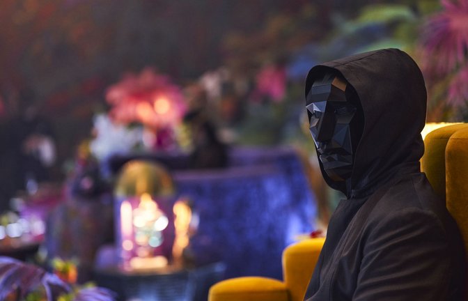 Lee Byung-hun als "Front Man" in Squid Game, Staffel 3.<span class='image-autor'>Foto: Noh Ju-han / Netflix</span>