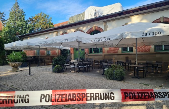 Die Polizei hat das Gebäude nach dem Brand abgesperrt.<span class='image-autor'>Foto: red</span>