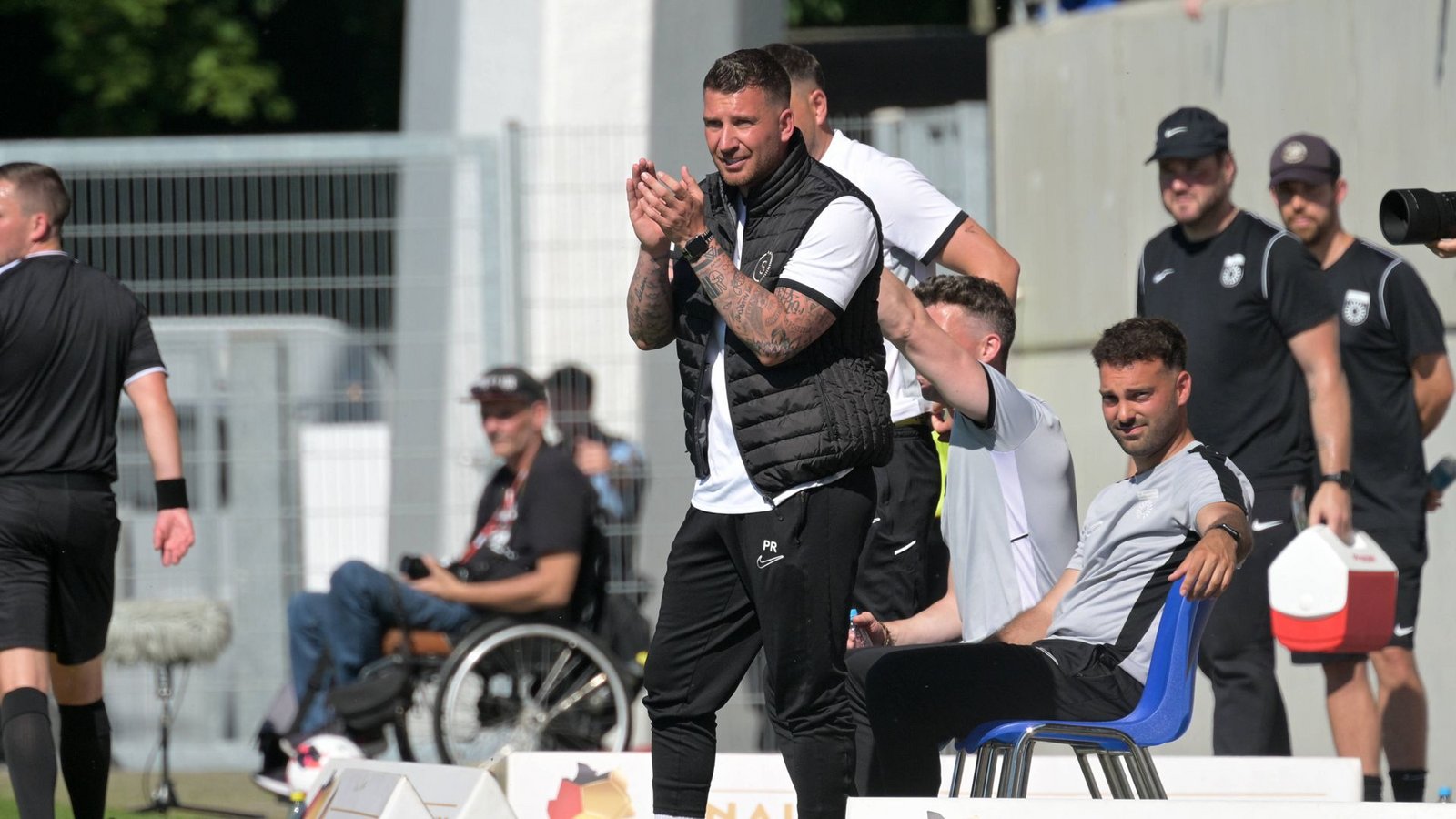 Großaspach-Coach Pascal ReinhardtFoto: IMAGO/Eibner Großaspach-Coach Pascal ReinhardtFoto: IMAGO/Eibner