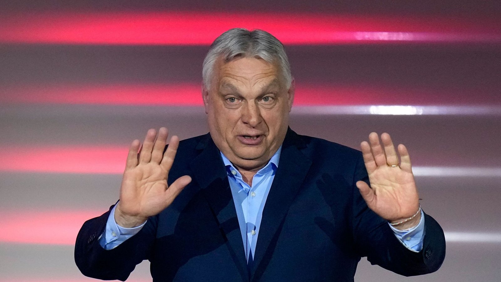 Ungarns Ministerpräsident Viktor Orban gibt seine Blockade gegen EU-Pläne auf (Archivfoto).Foto: Petr David Josek/AP/dpa/Petr David Josek