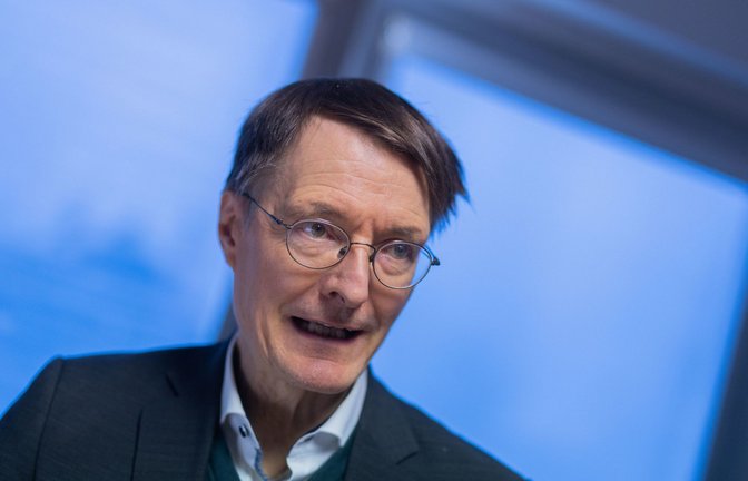 Wirbt um Vertrauen in die elektronische Patientenakte:  Bundesgesundheitsminister Karl Lauterbach (SPD).<span class='image-autor'>Foto: dpa/Rolf Vennenbernd</span>