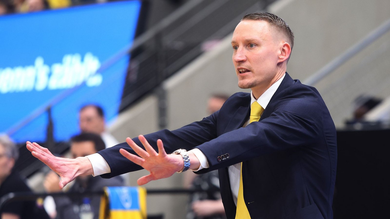 Trotz Vertrag bis 2027: Mikko Riipinen muss die Riesen verlassenFoto: Baumann/Hansi Britsch Trotz Vertrag bis 2027: Mikko Riipinen muss die Riesen verlassenFoto: Baumann/Hansi Britsch