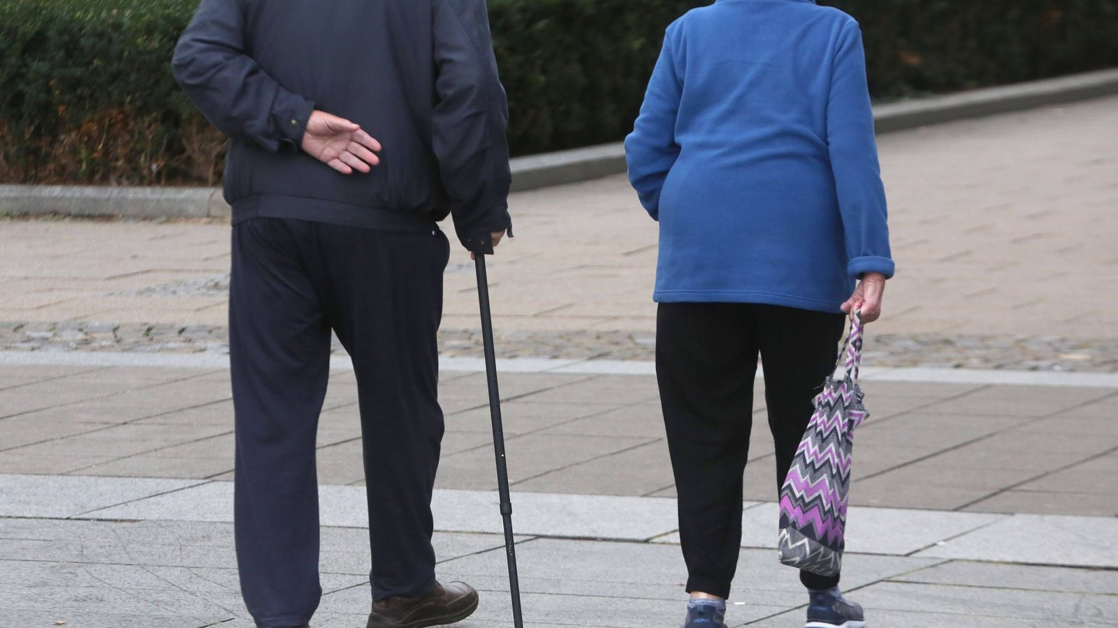 Muss das Altersvorsorgesystem grundlegend reformiert werden? Zumindest wünschen sich viele eine gemeinsame Rentenversicherung für alle.Foto: /BildFunkMV Muss das Altersvorsorgesystem grundlegend reformiert werden? Zumindest wünschen sich viele eine gemeinsame Rentenversicherung für alle.Foto: /BildFunkMV