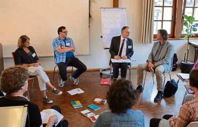 Über die Zukunft der Kirche debattierten die Kirchengemeinderäte in Sachsenheim.  Foto: p
