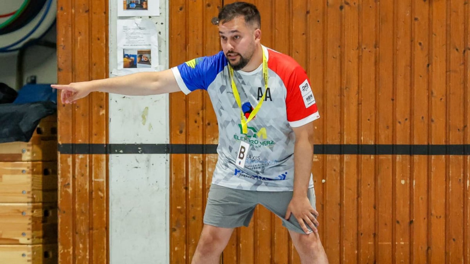 Adrian Awad gibt in der neuen Saison 2026/2027 als neuer Trainer die Richtung bei den Regionalliga-Handballerinnen des HC Schmiden/Oeffingen vor.Günter Schmid