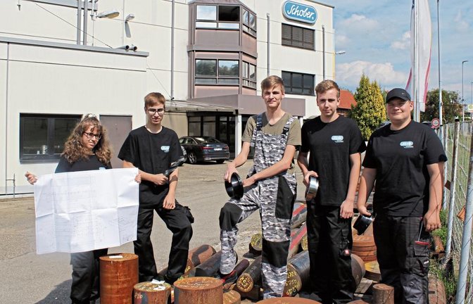 Innovatives Projekt: Die neuen Azubis von Schobertechnologies und der Klaus Raiser GmbH werden gemeinsam ausgebildet.  Foto: p
