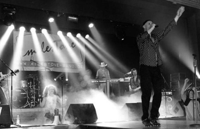 Die Band Milestone spielt am Samstag in Sersheim. Foto: p