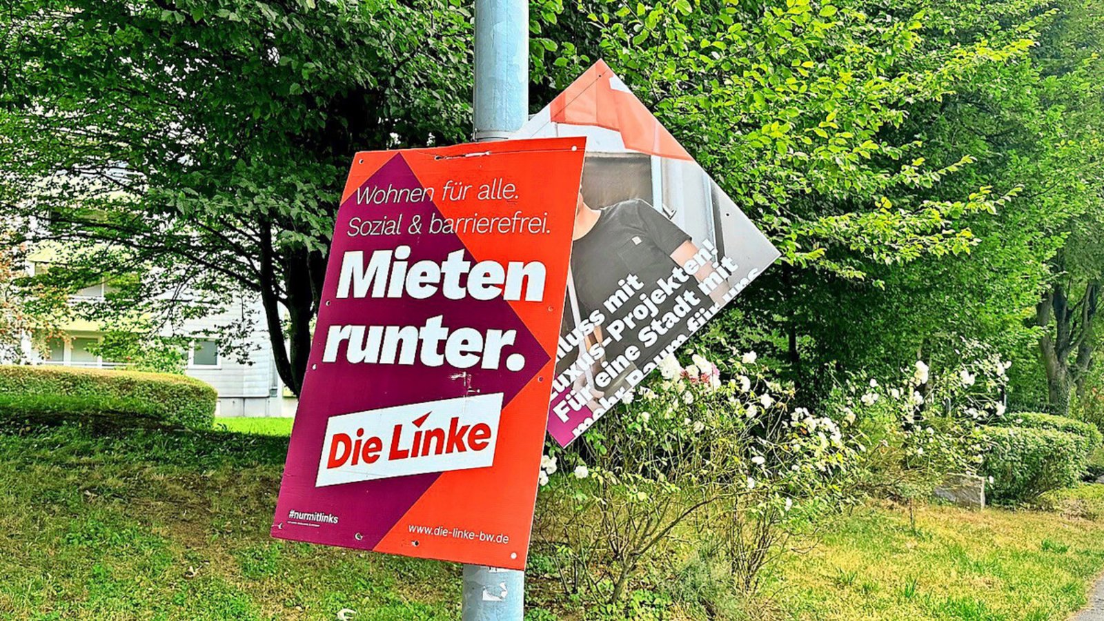 Hängengebliebene WahlplakateFoto: Jan Sellner