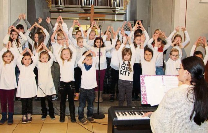 Die Vulkids stellen Kerzen dar, die die Welt ein wenig heller machen. Foto: Gergen