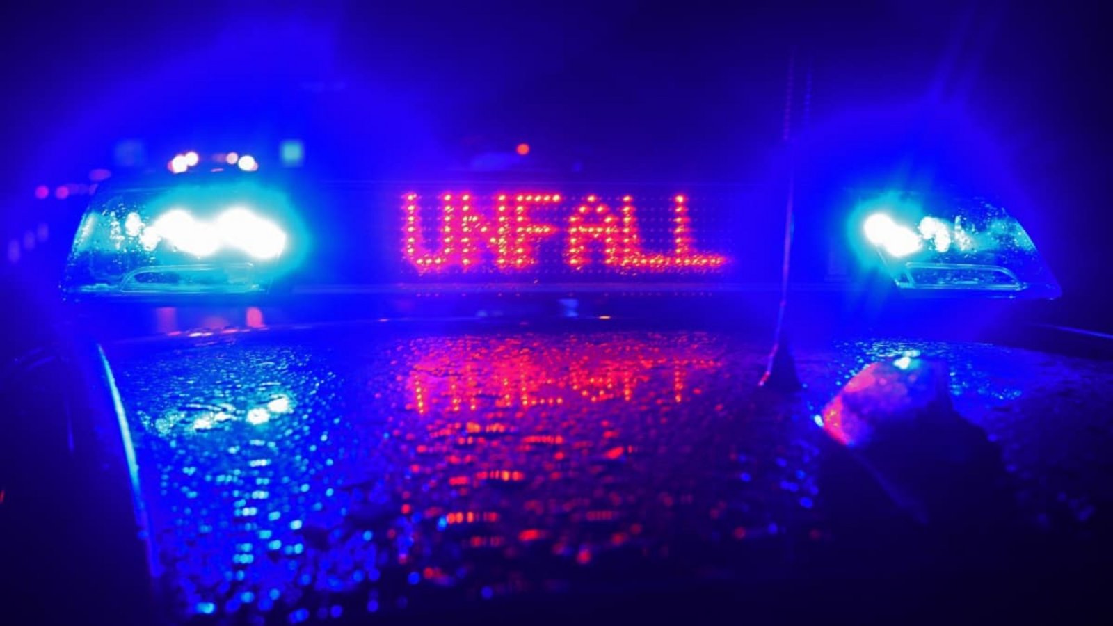 Nach einem Unfall in Mittelfranken ist die A7 in Richtung Ulm dicht.Stefan Puchner/dpa (Symbolbild) Nach einem Unfall in Mittelfranken ist die A7 in Richtung Ulm dicht.Stefan Puchner/dpa (Symbolbild)