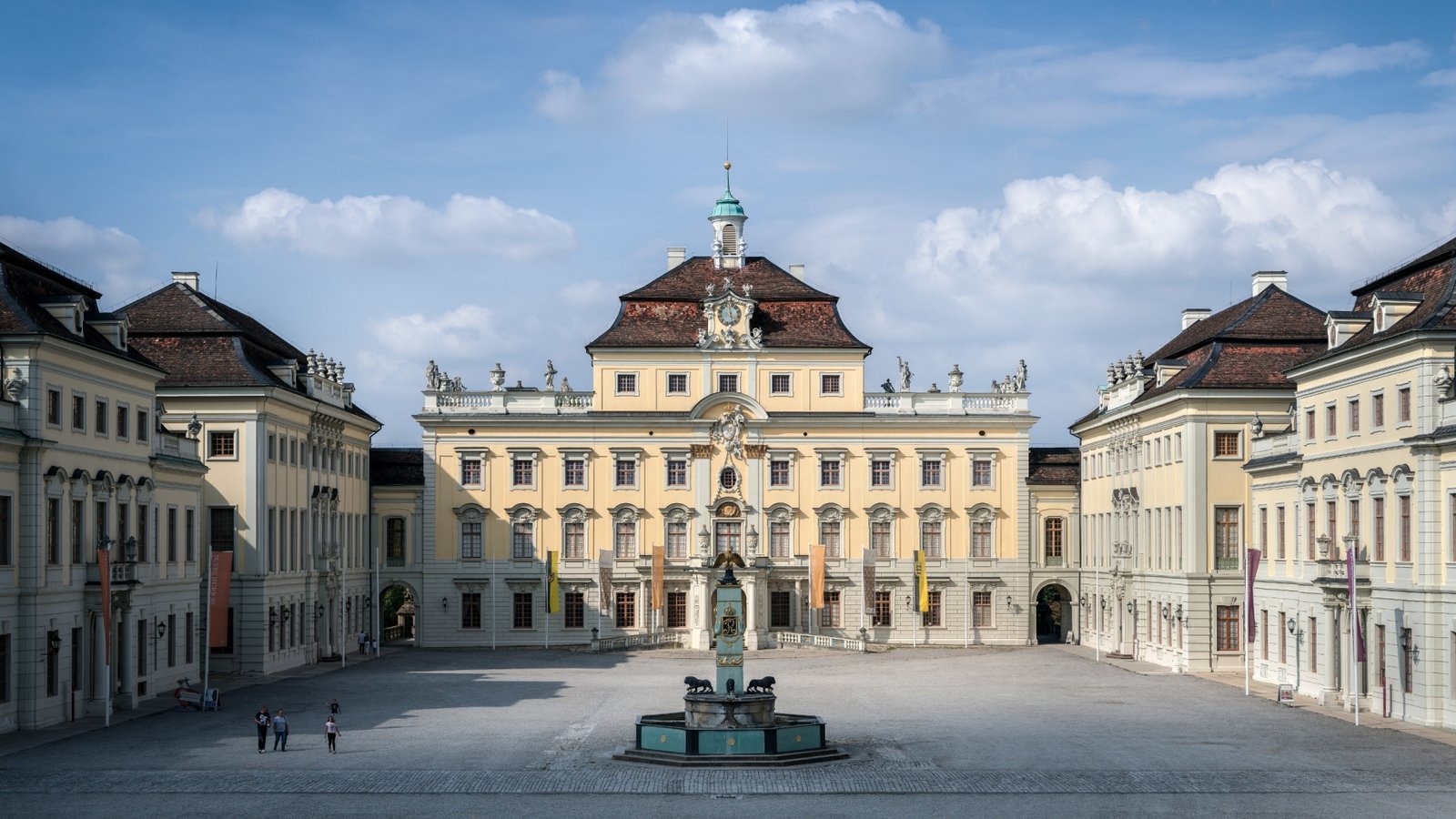 Hier gibt’s einiges zu entdecken: das Residenzschloss Ludwigsburg. Foto: SSG/Günther Bayerl Hier gibt’s einiges zu entdecken: das Residenzschloss Ludwigsburg. Foto: SSG/Günther Bayerl