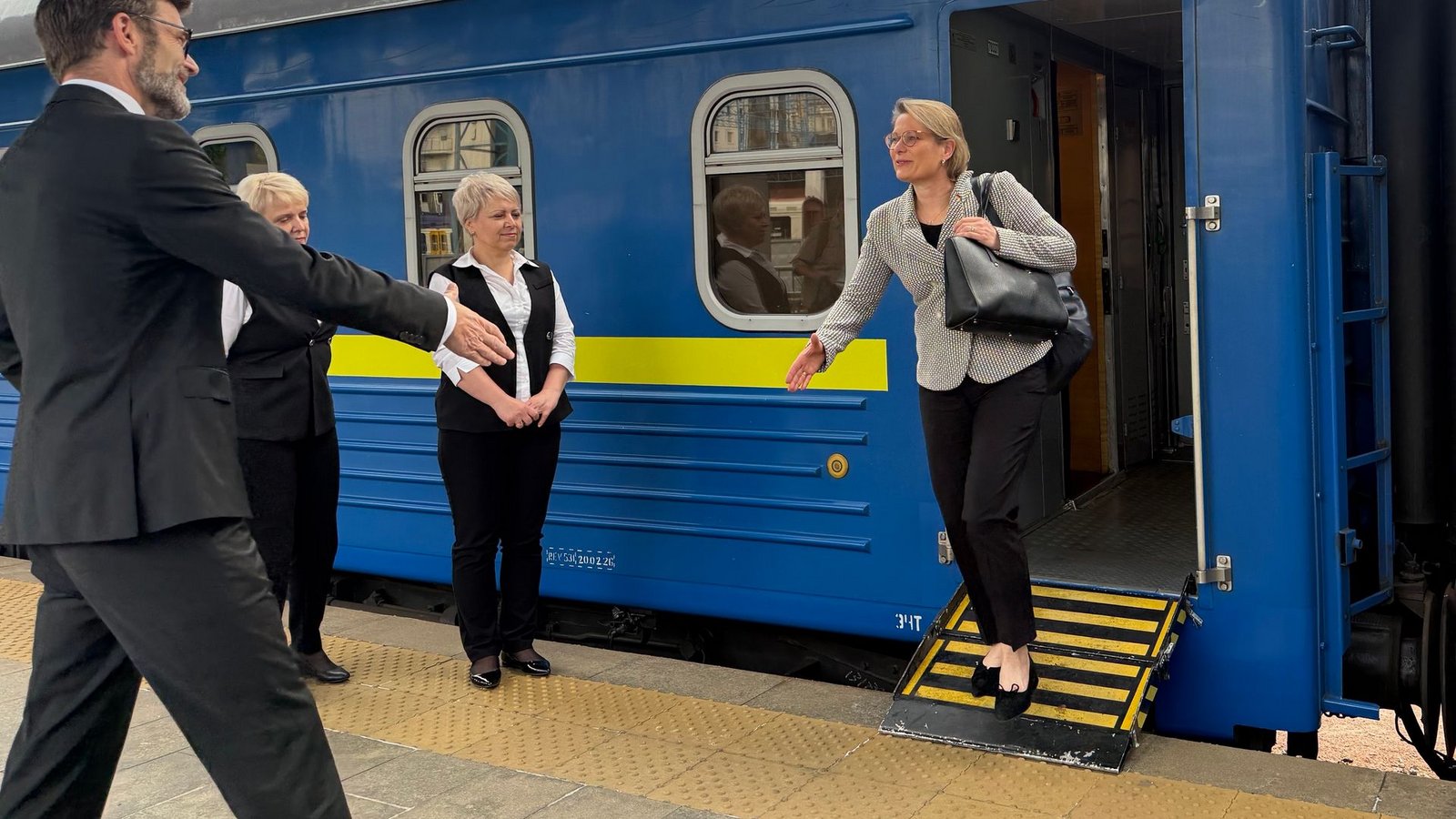Für Justizministerin Hubig ist es die erste Reise nach Kiew seit ihrem Amtsantritt.Foto: Anne-Beatrice Clasmann/dpa Für Justizministerin Hubig ist es die erste Reise nach Kiew seit ihrem Amtsantritt.Foto: Anne-Beatrice Clasmann/dpa