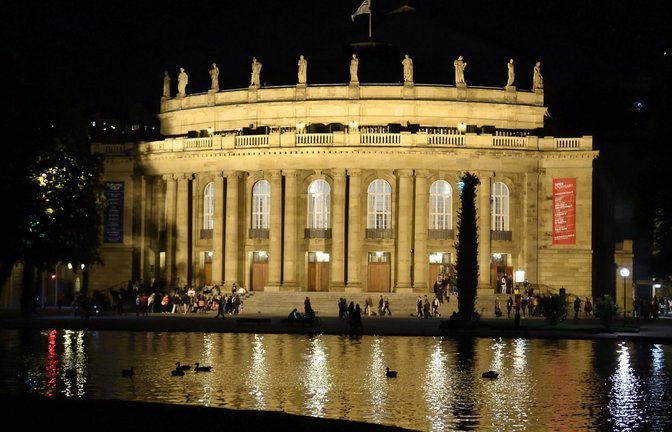 Schön anzusehen, aber dringend sanierungsbedürftig: Opernhaus Stuttgart<span class='image-autor'>Foto: dpa/dpa</span>