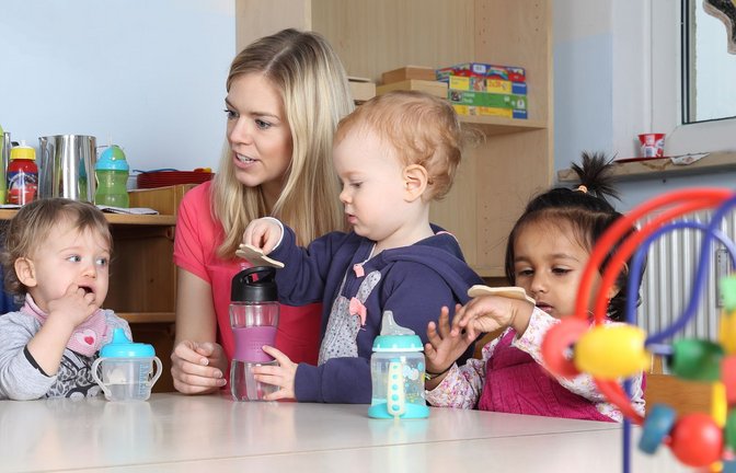 Dürfen auch in der Krippe nicht fehlen: die Trinkflaschen<span class='image-autor'>Foto: RioPatuca Images - stock.adobe.com</span>