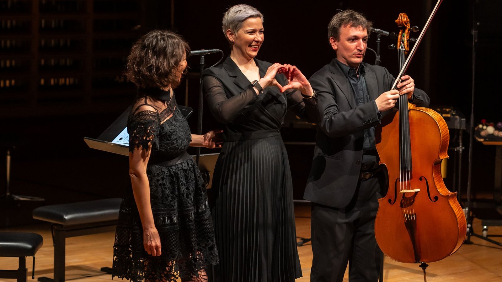 Maria Kalesnikava mit ihrem Trio vis-à-vis (Natasha López, Hugo Rannou)Foto: Oliver Röckle Maria Kalesnikava mit ihrem Trio vis-à-vis (Natasha López, Hugo Rannou)Foto: Oliver Röckle