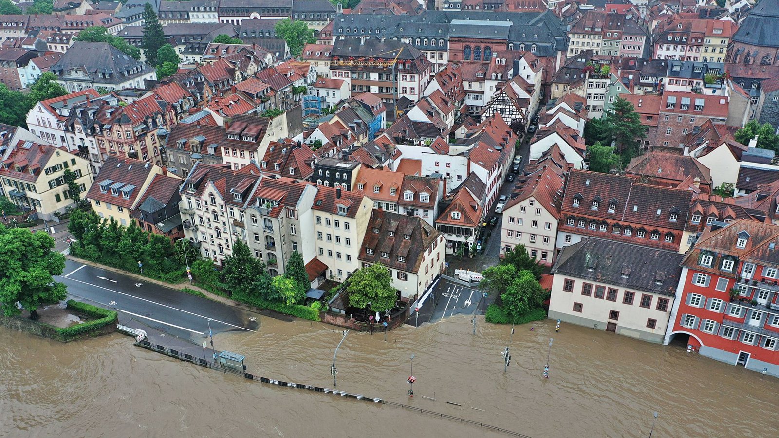 Flut in Heidelberg.Foto: IMAGO/Daniel Kubirski Flut in Heidelberg.Foto: IMAGO/Daniel Kubirski
