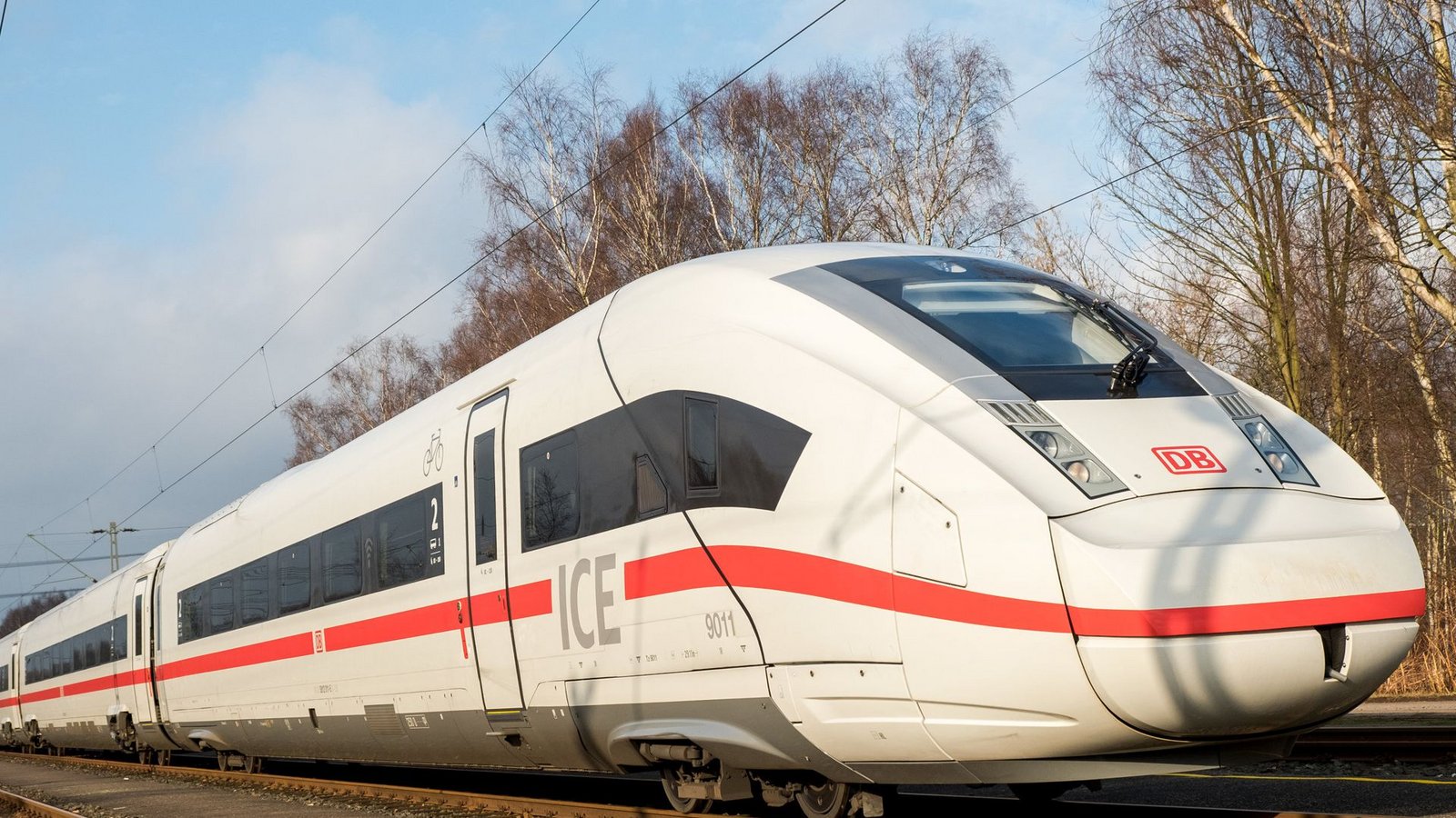 Der ICE 4 ist künftig auch zwischen Stuttgart und dem Bodensee unterwegs.Foto: dpa/Daniel Bockwoldt Der ICE 4 ist künftig auch zwischen Stuttgart und dem Bodensee unterwegs.Foto: dpa/Daniel Bockwoldt