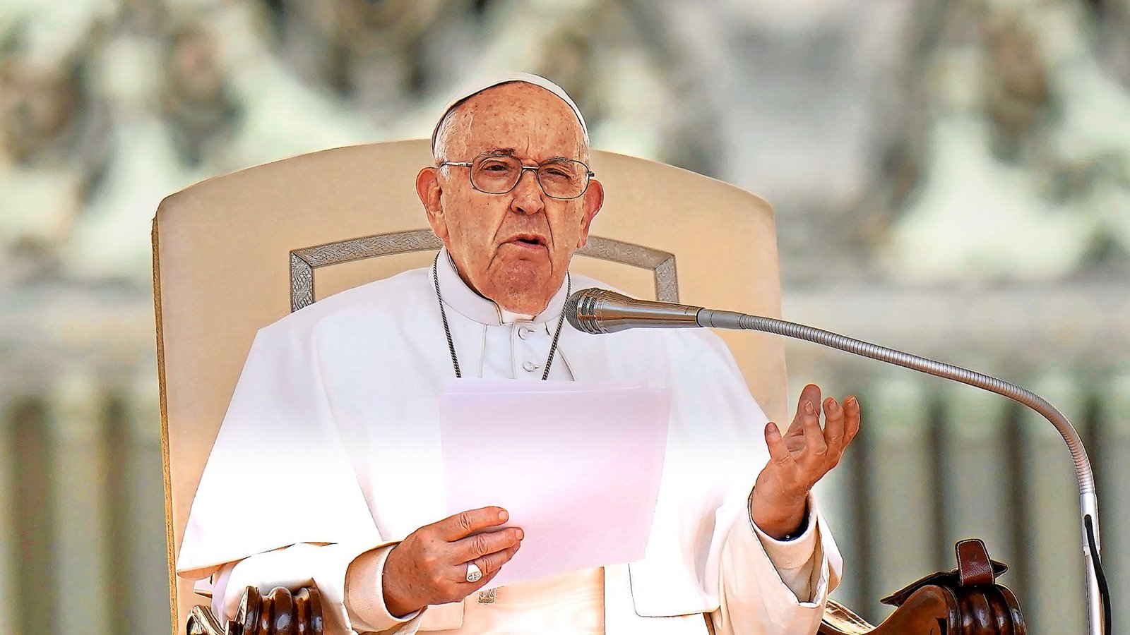 Das erste Mal, dass ein Papst am G7-Treffen teilnimmt. (Archivbild)Foto: dpa/Alessandra Tarantino Das erste Mal, dass ein Papst am G7-Treffen teilnimmt. (Archivbild)Foto: dpa/Alessandra Tarantino