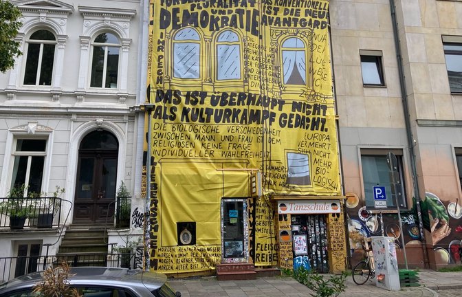 Die Buchhandlung reagiert damit auf den Ausschluss vom Deutschen Buchhandlungspreis.<span class='image-autor'>Foto: Mirjam Uhrich/dpa</span>