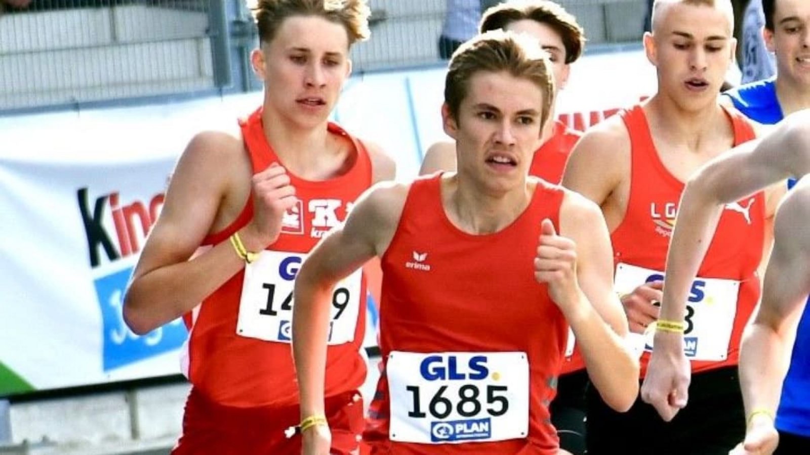 Julius Feuerfeil auf dem Weg zur Silbermedaille bei der U-18-DM über 1500 Meter in Wattenscheid.Dirk Gantenberg Julius Feuerfeil auf dem Weg zur Silbermedaille bei der U-18-DM über 1500 Meter in Wattenscheid.Dirk Gantenberg