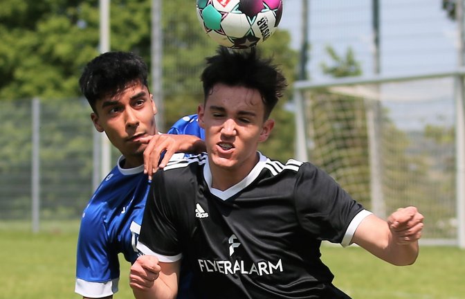 Die SGM Iptingen (rechts Marco Gutjahr) hat beim Pfingstturnier der A-Junioren nur am ersten Turniertag eine Mannschaft gestellt. <span class='image-autor'>Foto: Küppers</span>