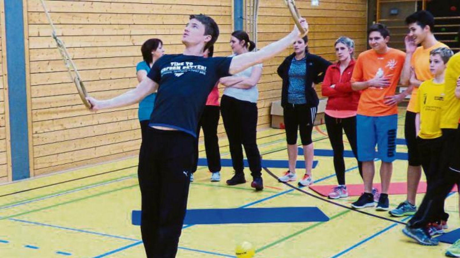 Core-Training beim TSV Ensingen mit Christopher Thiedicke Foto: privat