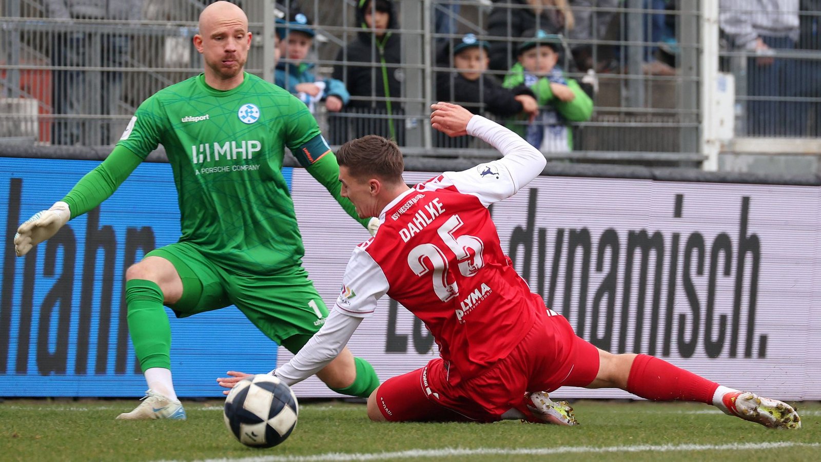 Felix Dornebusch und die Kickers wollen Wiedergutmachung.Foto: Pressefoto Baumann Felix Dornebusch und die Kickers wollen Wiedergutmachung.Foto: Pressefoto Baumann