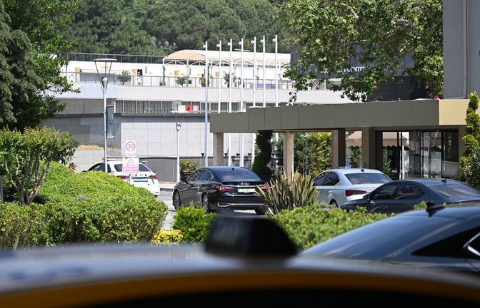 Die russische Delegation bricht zu den Gesprächen in Istanbul auf.<span class='image-autor'>Foto: IMAGO/SNA/IMAGO/Evgeny Biyatov</span>