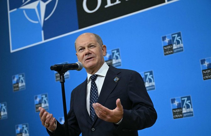 Bundeskanzler Scholz verteidigt die Vereinbarung mit dem USA. (Archivbild)<span class='image-autor'>Foto: AFP/DREW ANGERER</span>