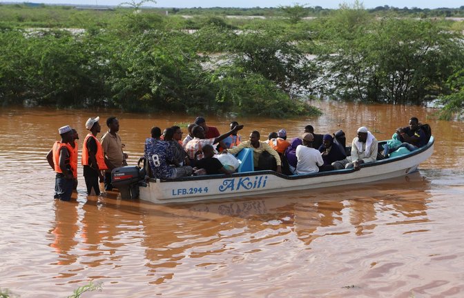 Kenia wird seit Mitte März von heftigen Regenfällen heimgesucht.<span class='image-autor'>Foto: Andre Kasuku/AP/dpa</span>