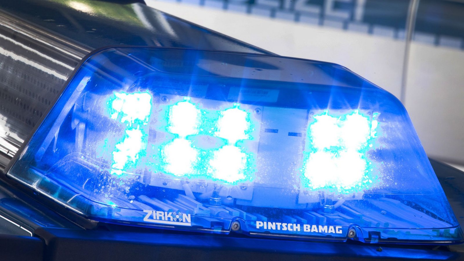 Nach dem Fund der Leiche einer Mutter und ihres erwachsenen Sohnesgibt es Hinweise auf einen gewaltsamen Tod der beiden (Symbolbild).Foto: dpa/Friso Gentsch Nach dem Fund der Leiche einer Mutter und ihres erwachsenen Sohnesgibt es Hinweise auf einen gewaltsamen Tod der beiden (Symbolbild).Foto: dpa/Friso Gentsch