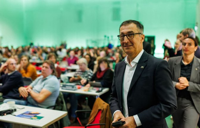 Cem Özdemir (Bündnis 90 / Die Grünen), Ministerpräsident von Baden-Württemberg, nimmt an der Landesdelegiertenkonferenz der Grünen von Baden-Württemberg teil.<span class='image-autor'>Philipp von Ditfurth/dpa</span>