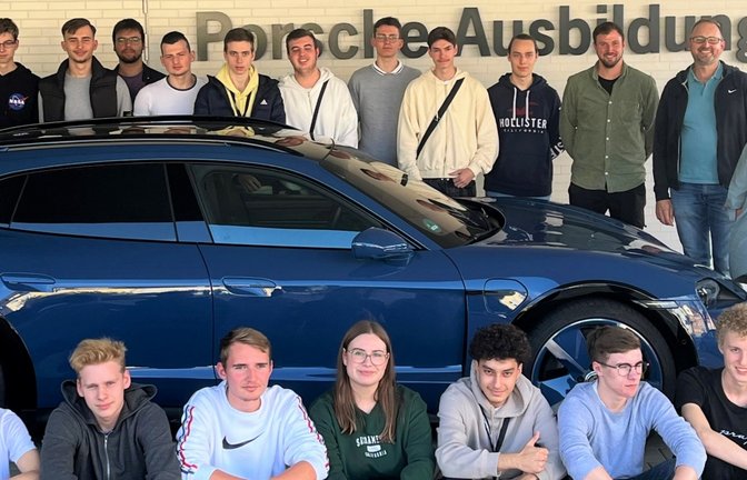 Die Schüler besuchen das Ausbildungswerk von Porsche in Zuffenhausen.  <span class='image-autor'>Foto: p</span>