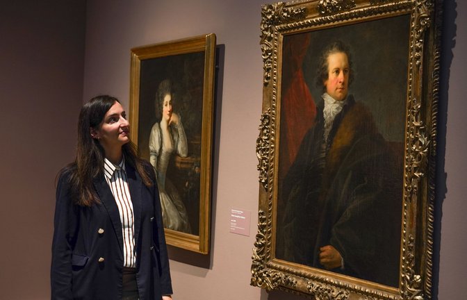 Johanna Poltermann untersucht, wie die Gemälde in die Staatsgalerie gelangten. Dieses Werk ist eindeutig als NS-Raubgut identifiziert. Es zurückzugeben gestaltet sich aber schwierig.<span class='image-autor'>Foto: Frederik Herrmann</span>