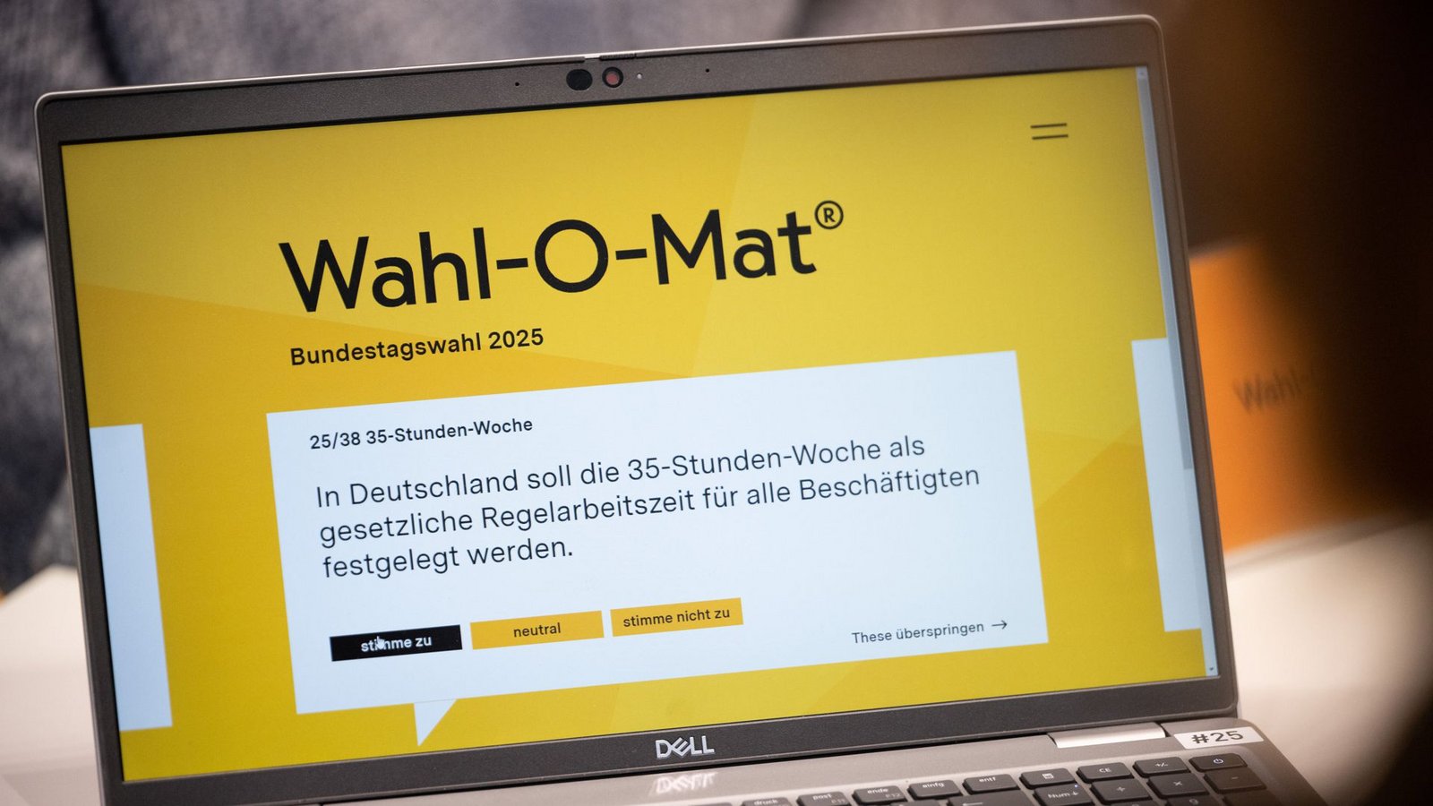Der Wahl-O-Mat ist als neutrale Hilfe zum Abgleich der eigenen Position mit der der Parteien gedacht. (Symbolbild)Foto: dpa/Sebastian Gollnow Der Wahl-O-Mat ist als neutrale Hilfe zum Abgleich der eigenen Position mit der der Parteien gedacht. (Symbolbild)Foto: dpa/Sebastian Gollnow