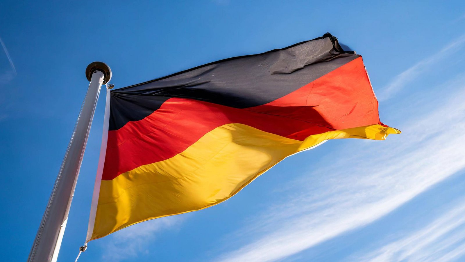 Am 17. Juni ist in Deutschland beflaggt – aber warum eigentlich?Foto: IMAGO/H. Tschanz-Hofmann Am 17. Juni ist in Deutschland beflaggt – aber warum eigentlich?Foto: IMAGO/H. Tschanz-Hofmann