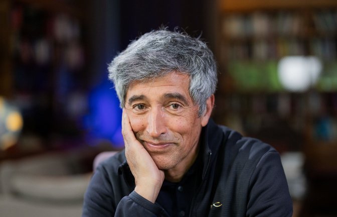 Ranga Yogeshwar spricht beim Wissenschaftsfestival über Künstliche Intelligenz.<span class='image-autor'>Foto: dpa/Rolf Vennenbernd</span>