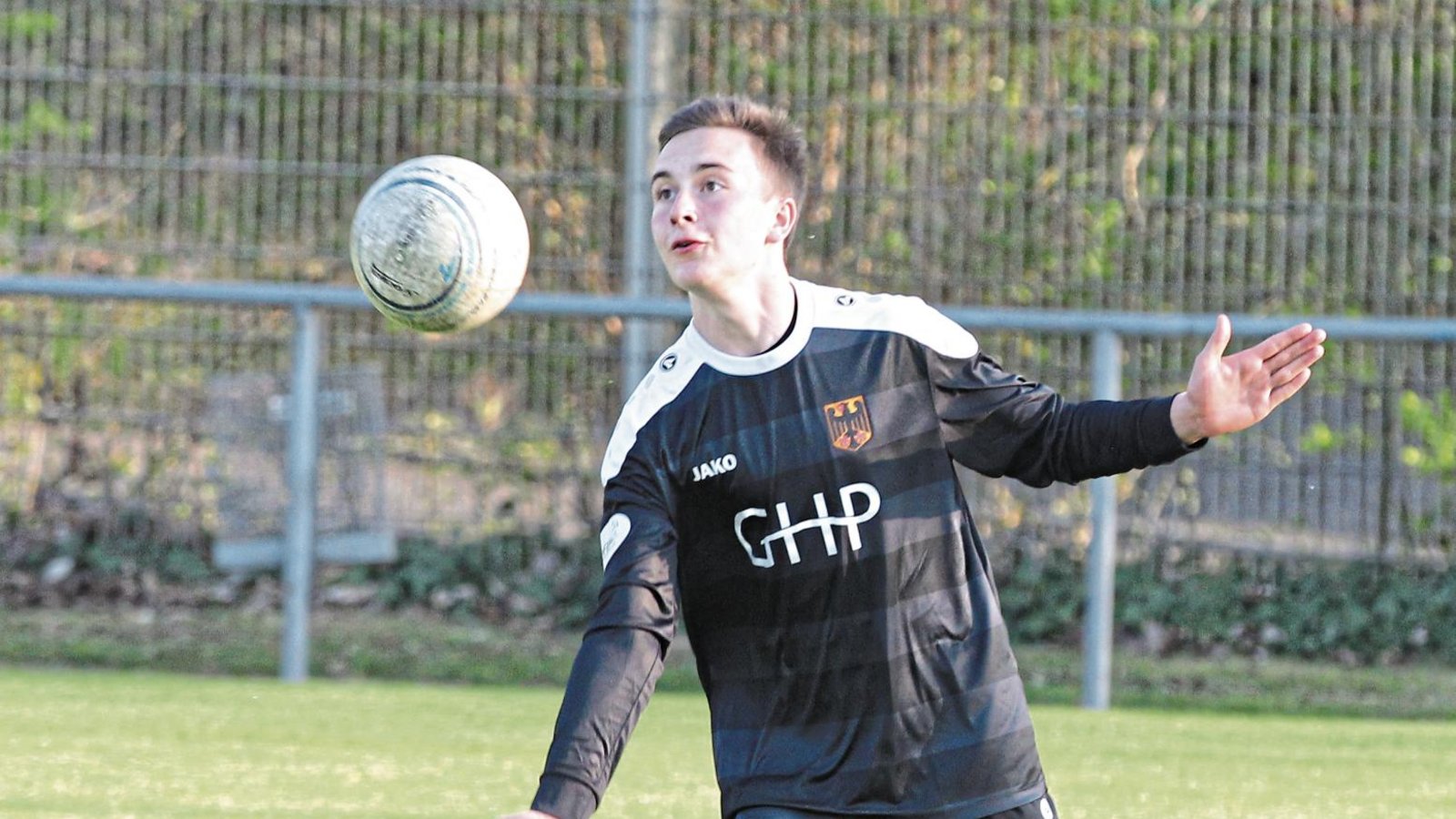 Jacob Jungclaussen trägt bei der U-18-Europameisterschaft das Trikot der deutschen Nationalmannschaft. Die Faustballer messen ihre Kräfte in Hohenlockstedt. Foto: Archiv/Nachreiner Jacob Jungclaussen trägt bei der U-18-Europameisterschaft das Trikot der deutschen Nationalmannschaft. Die Faustballer messen ihre Kräfte in Hohenlockstedt. Foto: Archiv/Nachreiner