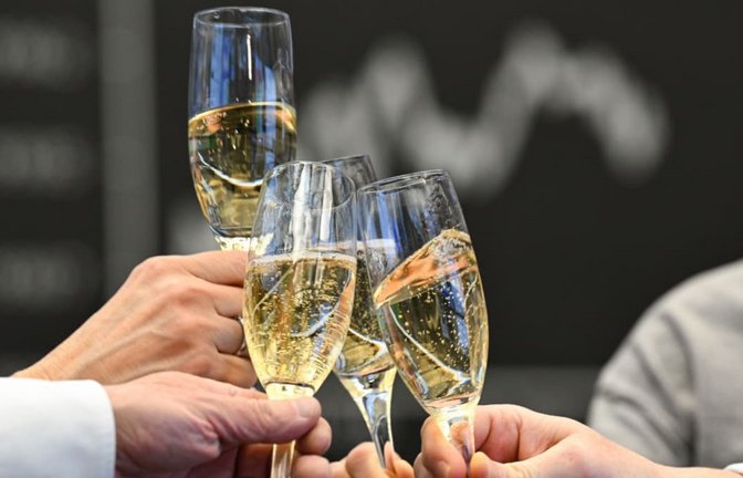 Schon wieder ein neuer Dax-Rekord: Jede Woche klettert der deutsche Leitindex auf ein neues Allzeithoch.<span class='image-autor'>Arne Dedert/dpa</span>