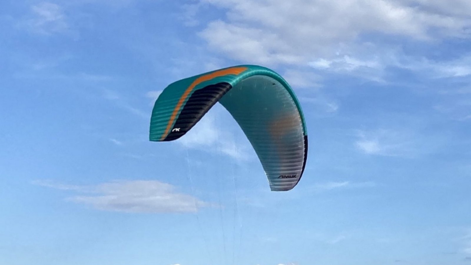 1. Drachen- und Gleitschirmflieger Hohenhaslach Fliegen Flugsport Foto:p