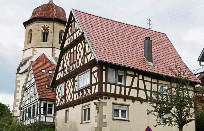 Die Stadt Oberriexingen hat das Gebäude Hauptstraße 20 gekauft. Fotos: Bögel